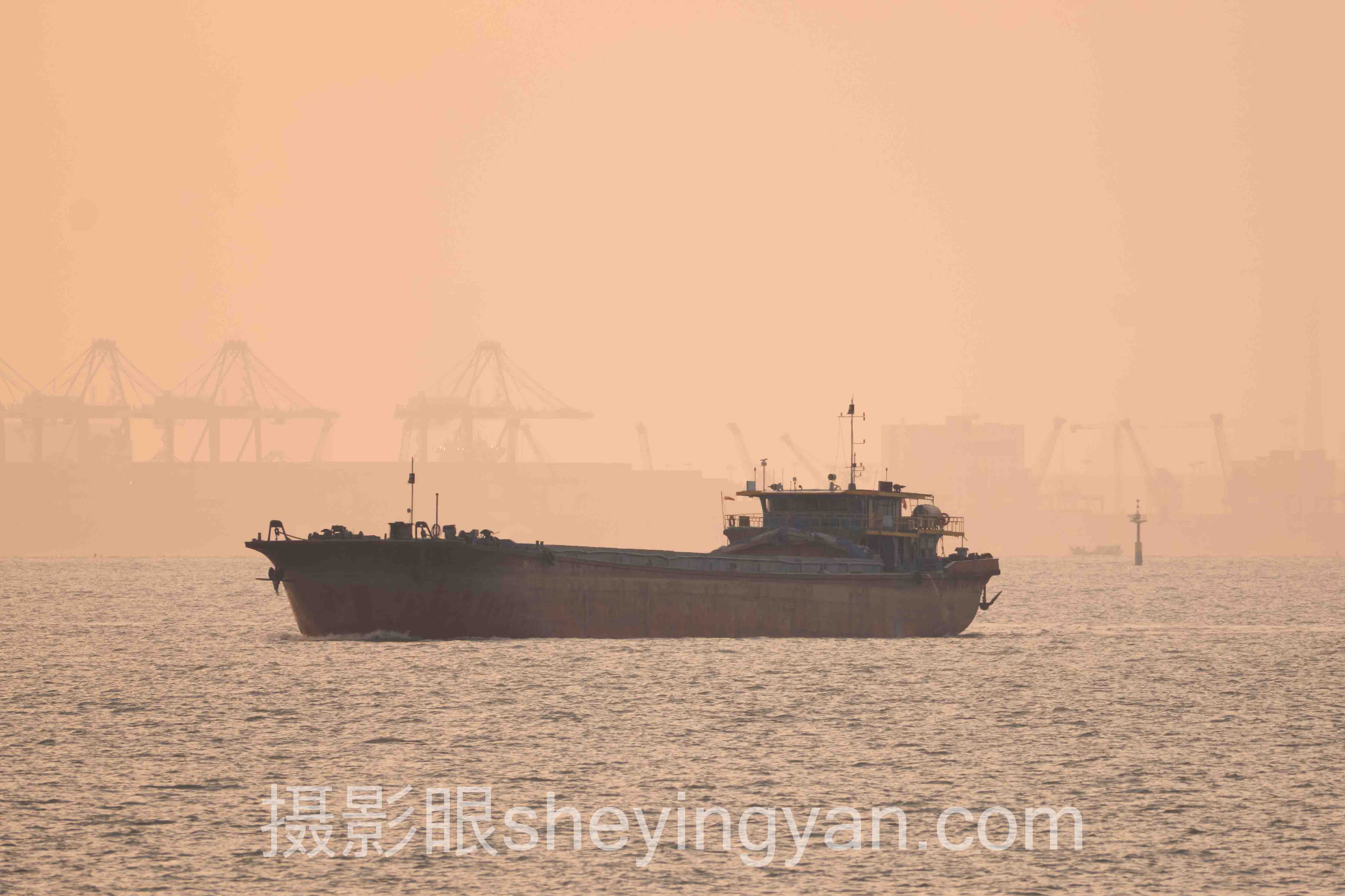 摄影眼平台画册深度分析：现状、挑战与未来趋势
