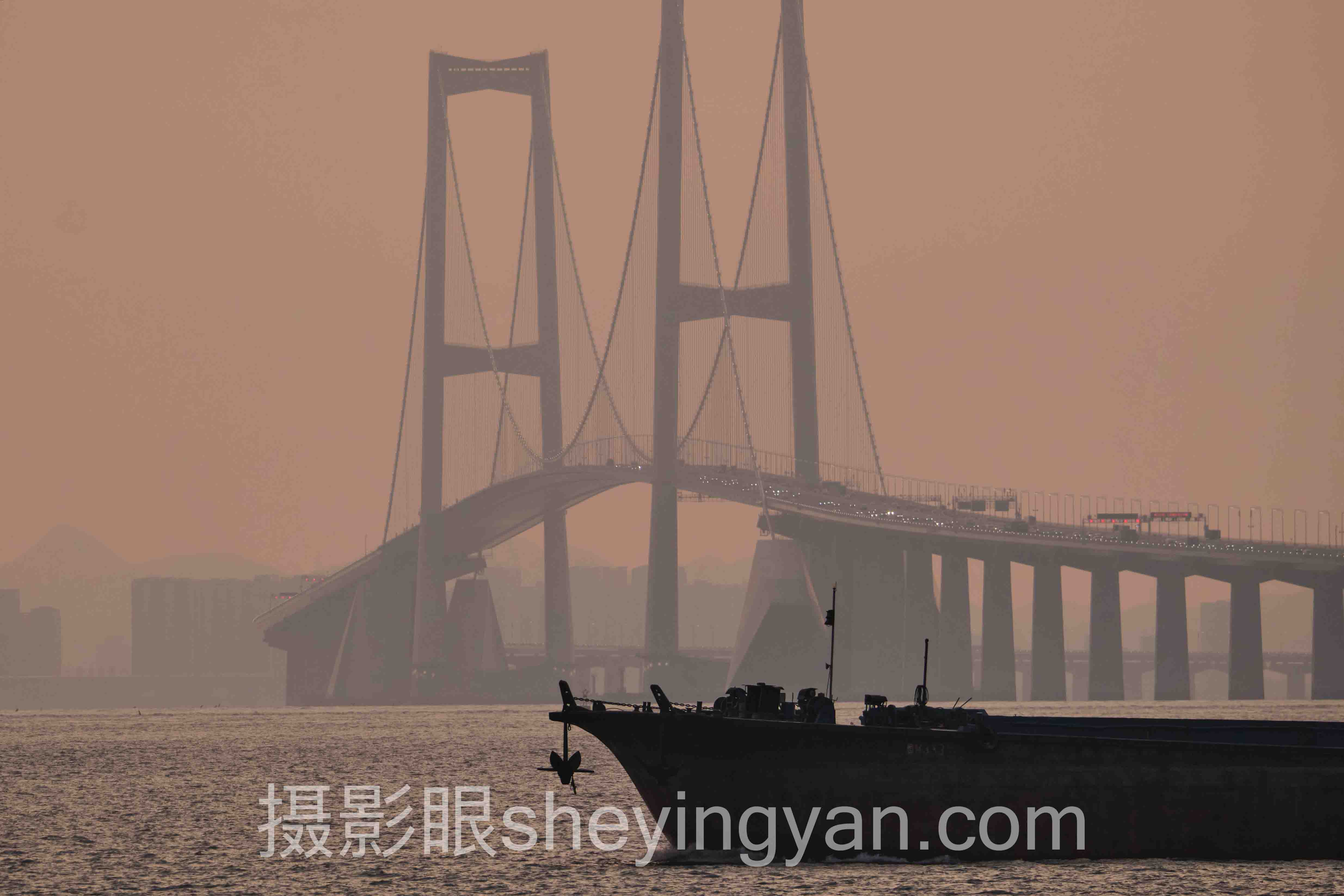 AI照片评测工具哪个好用？从翻车案例到避坑指南